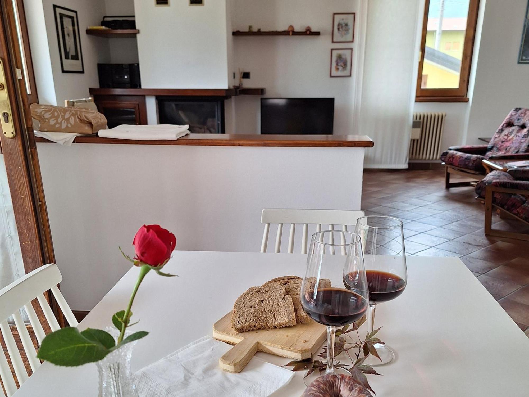 Ferienwohnung Acero Rosso Malonno Exterior foto